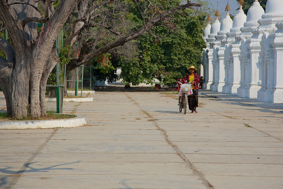 Kuthodaw Pagoda Mandalay