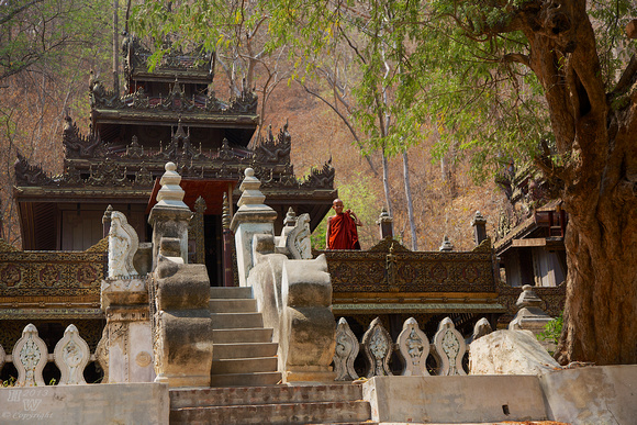 Yoke sone Pagoda Sagaing Hill
